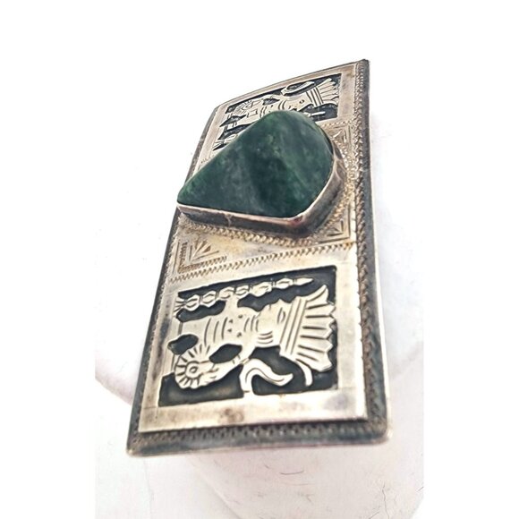Vintage Sterling Silver Aztec Brooch With Trillion Green Onyx Inlay VERY RARE - Picture 3 of 9